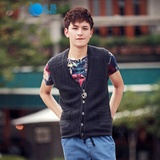 云鸥 2014秋冬<em>男士</em>针织<em>毛线</em>背心男<em>马甲</em>V领毛