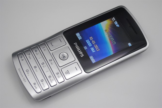 飞利浦philipsx130双卡双待情侣手机彩屏cdma银色